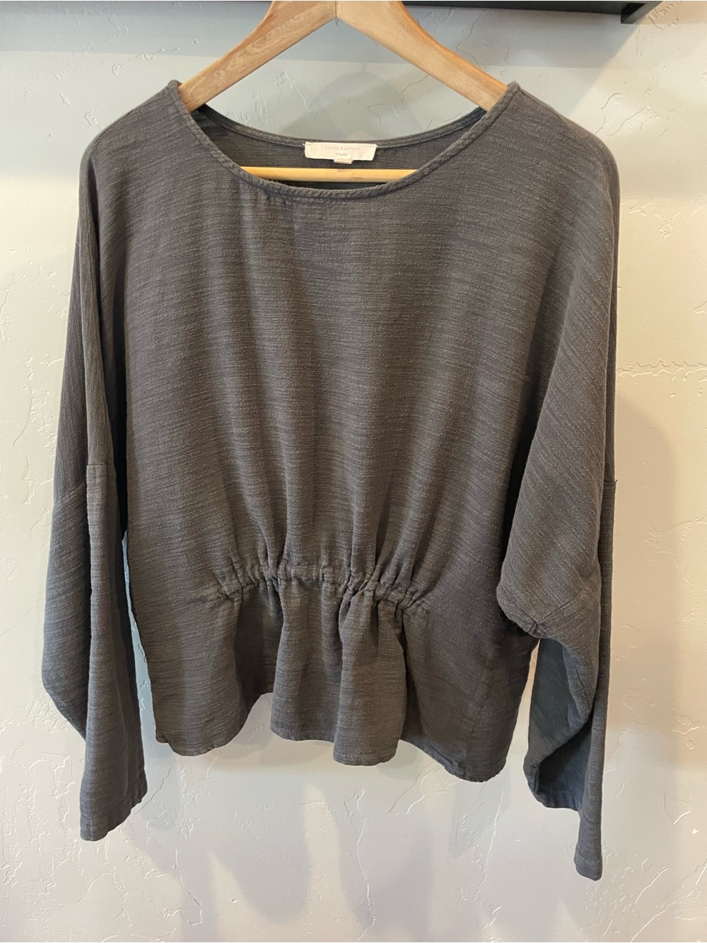 100% cotton Grade & Gather, gathered Waist Long-Sleeve Top in Charcoal M